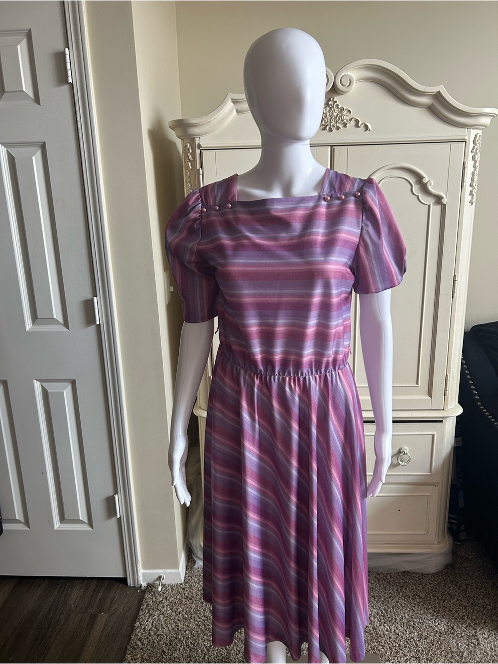 1970s Pink Striped Puff-Sleeve Midi Dress